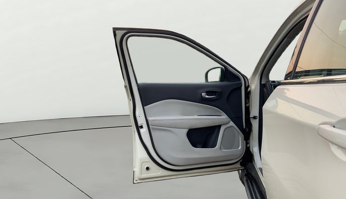 2017 Jeep Compass LIMITED 1.4 PETROL AT, Petrol, Automatic, 49,329 km, LHS Front Door