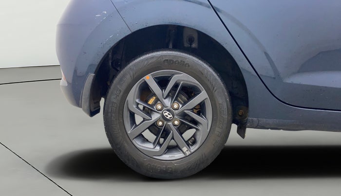 2022 Hyundai GRAND I10 NIOS SPORTZ AMT 1.2 KAPPA VTVT, Petrol, Automatic, 24,573 km, Right Rear Wheel