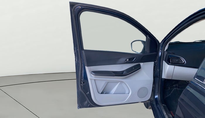 2022 Tata Tiago XT (O) PETROL, Petrol, Manual, 23,442 km, LHS Front Door