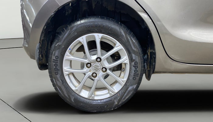 2019 Maruti Swift ZXI, Petrol, Manual, 55,978 km, Right Rear Wheel