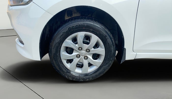 2017 Hyundai Elite i20 SPORTZ 1.2, Petrol, Manual, 49,954 km, Left Front Wheel