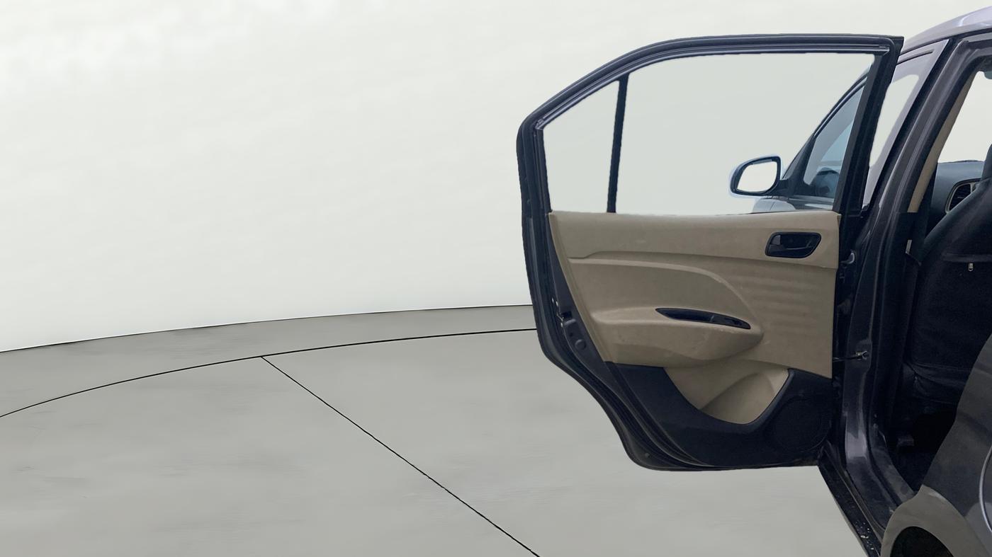 2022 Hyundai NEW SANTRO MAGNA, Petrol, Manual, 77,265 km, LHS Rear Door