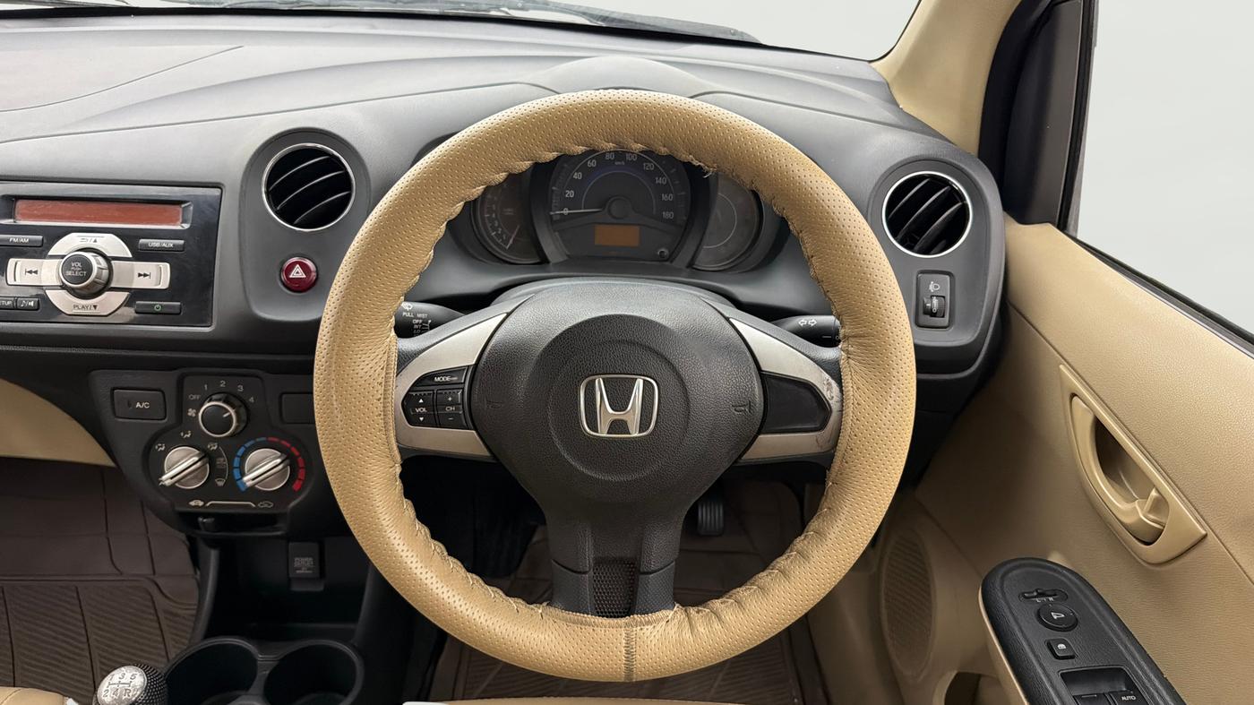 2015 Honda Amaze 1.2L I-VTEC S, Petrol, Manual, 32,216 km, Steering Wheel Close Up