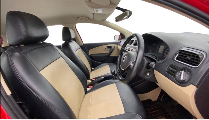 2016 Volkswagen Polo HIGHLINE1.2L, Petrol, Manual, 31,803 km, Right Side Front Door Cabin