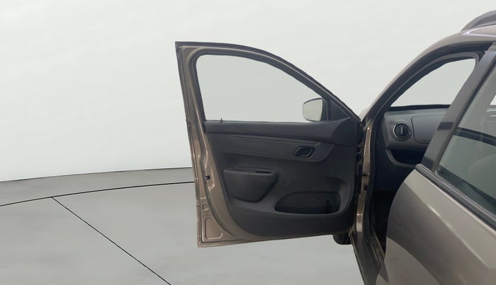 2016 Renault Kwid RXT 0.8, Petrol, Manual, 58,960 km, LHS Front Door