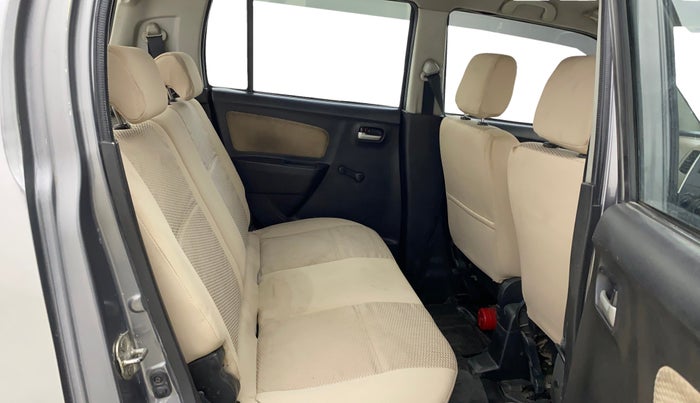 2017 Maruti Wagon R 1.0 LXI CNG, CNG, Manual, 99,996 km, Right Side Rear Door Cabin