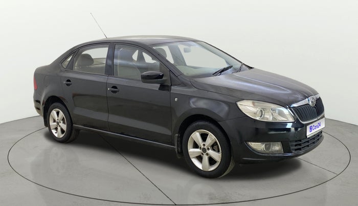2014 Skoda Rapid ELEGANCE 1.6 MPI MT, Petrol, Manual, 80,416 km, Right Front Diagonal