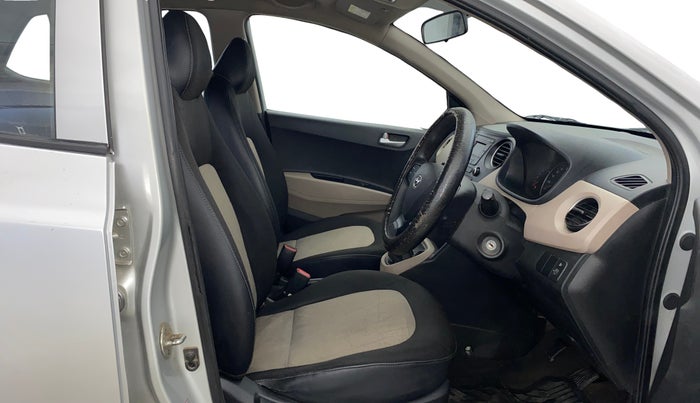 2016 Hyundai Grand i10 SPORTZ 1.2 KAPPA VTVT, Petrol, Manual, 68,138 km, Right Side Front Door Cabin