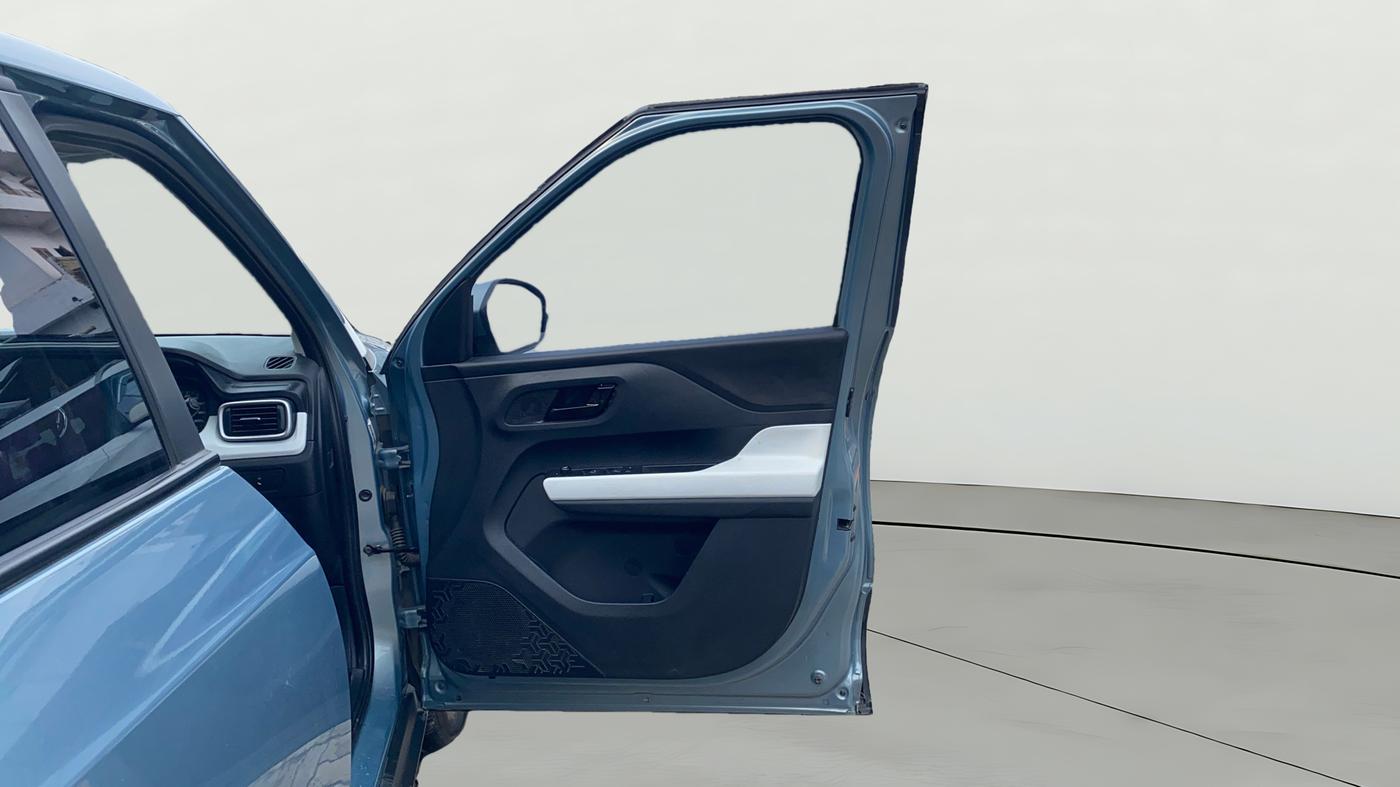 2023 Tata PUNCH ACCOMPLISHED AMT, Petrol, Automatic, 5,147 km, RHS Front Door