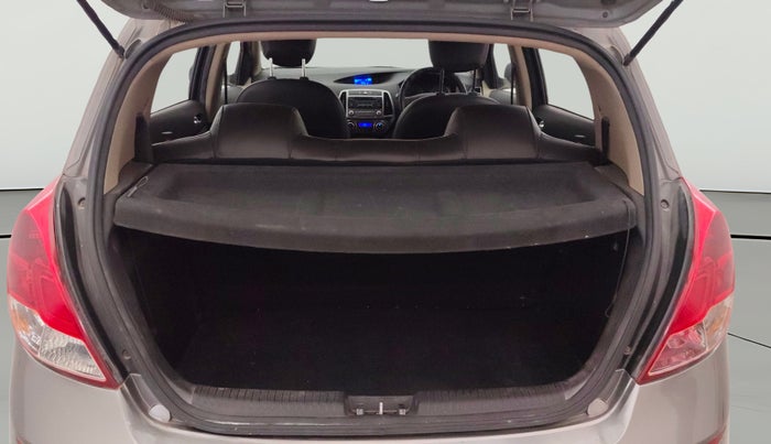 2013 Hyundai i20 MAGNA 1.2, Petrol, Manual, 37,038 km, Boot Open Zoomed View