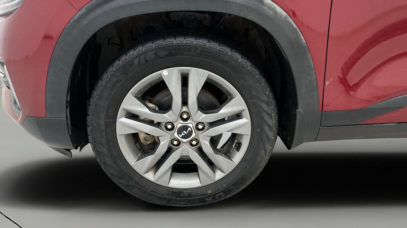 2023 KIA SELTOS  HTX 1.5 PETROL MT, Petrol, Manual, 31,755 km, Left Front Wheel