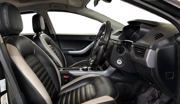 2021 Tata NEXON XM SUNROOF DIESEL, Diesel, Manual, 77,764 km, Right Side Front Door Cabin