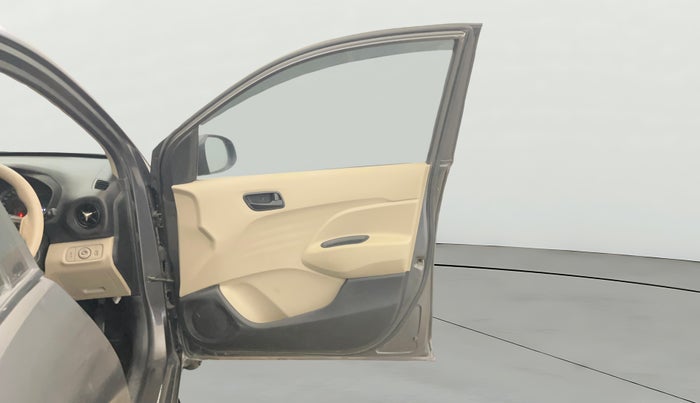 2021 Hyundai NEW SANTRO SPORTZ EXECUTIVE MT CNG, CNG, Manual, 52,308 km, RHS Front Door