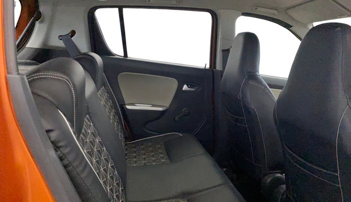 2015 Maruti Alto K10 VXI, Petrol, Manual, 32,364 km, Right Side Rear Door Cabin