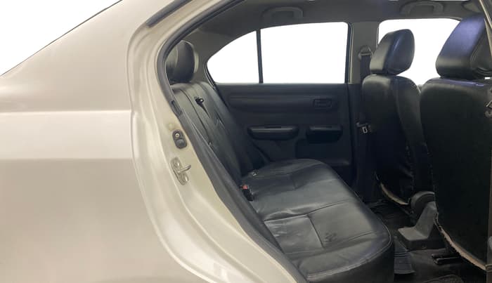 2016 Maruti Swift Dzire TOUR DIESEL, Diesel, Manual, 1,15,844 km, Right Side Rear Door Cabin
