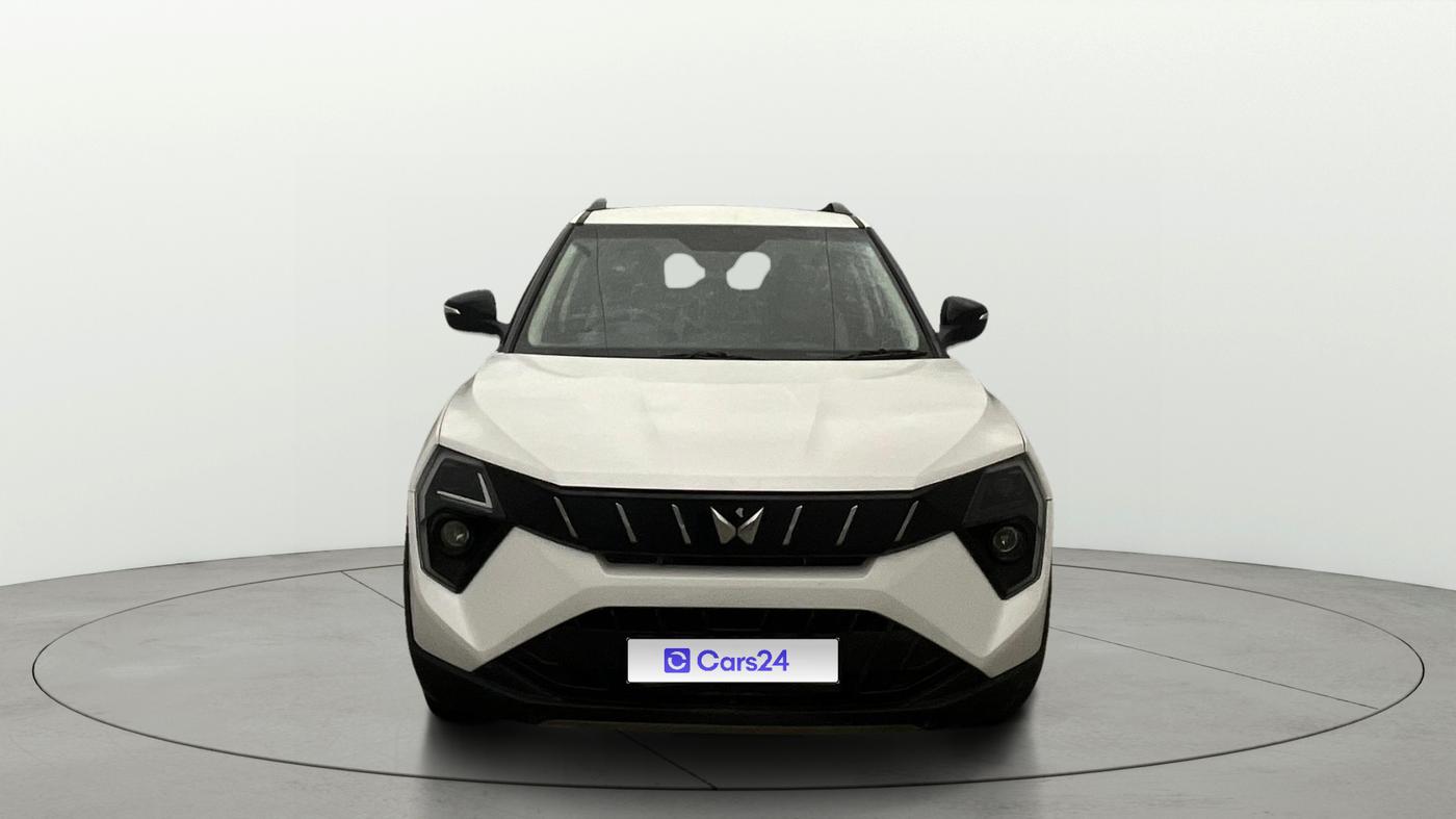 2024 Mahindra XUV 3XO AX5L 1.2 TGDi, Petrol, Manual, 24,133 km, Front