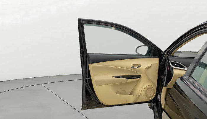 2018 Toyota YARIS G MT, Petrol, Manual, 51,312 km, LHS Front Door