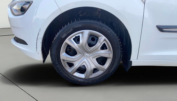 2022 Tata ALTROZ XT PETROL, Petrol, Manual, 15,106 km, Left Front Wheel