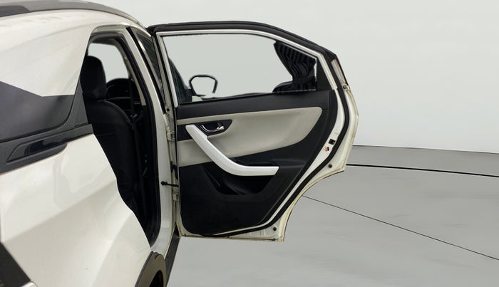 2024 Tata NEXON CREATIVE+ SUNROOF AMT 1.2 PETROL, CNG, Automatic, 36,991 km, RHS Rear Door