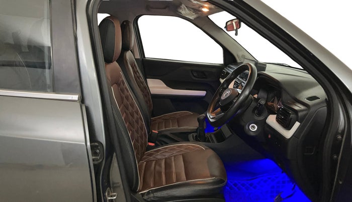 2023 Tata PUNCH PURE MT, Petrol, Manual, 37,808 km, Right Side Front Door Cabin