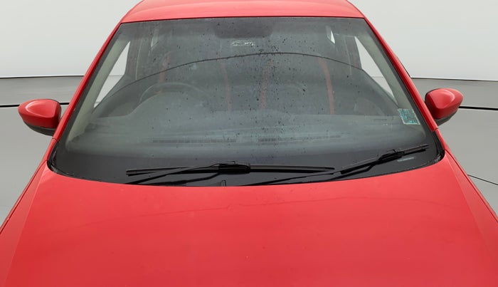 2013 Volkswagen Polo HIGHLINE1.2L, Petrol, Manual, 69,600 km, Front Windshield