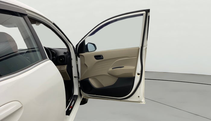 2021 Hyundai NEW SANTRO SPORTZ MT, Petrol, Manual, 71,215 km, RHS Front Door