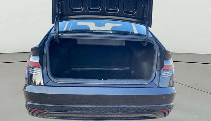 2023 Hyundai Verna SX 1.5 Turbo Petrol MT, Petrol, Manual, 24,627 km, Boot Open Zoomed View