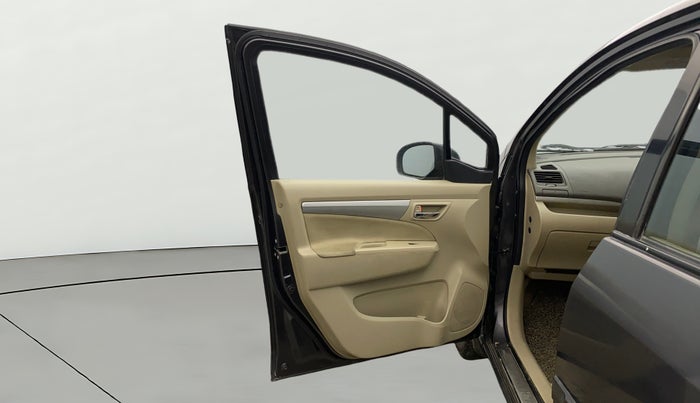 2015 Maruti Ertiga ZXI+, Petrol, Manual, 99,150 km, LHS Front Door