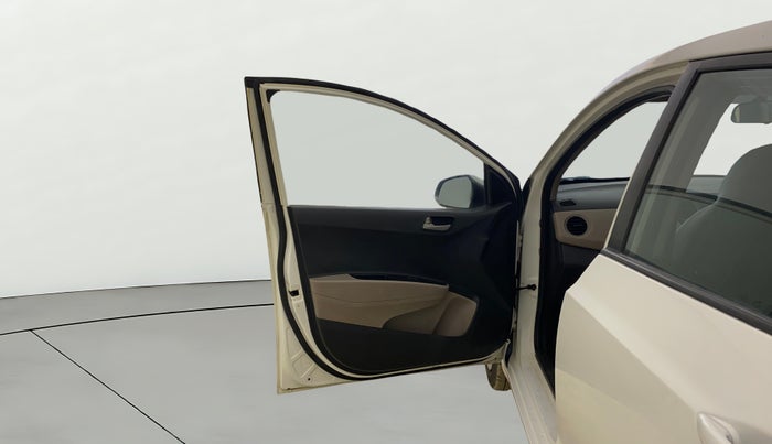 2014 Hyundai Xcent S 1.2, CNG, Manual, 85,548 km, LHS Front Door