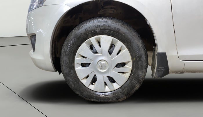 2014 Maruti Swift VXI, Petrol, Manual, 19,872 km, Left Front Wheel