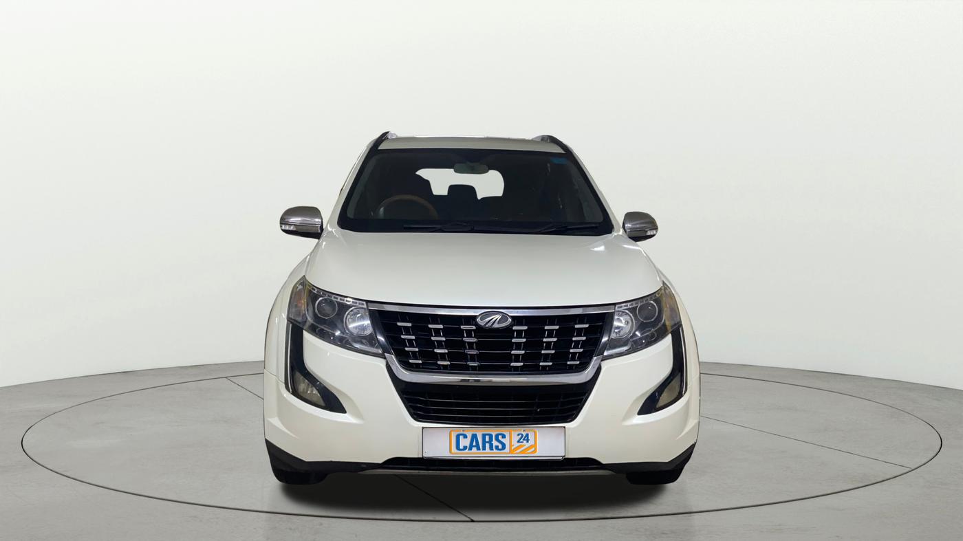 2020 Mahindra XUV500 W7, Diesel, Manual, 30,472 km, Front