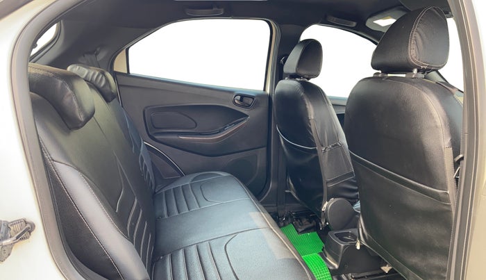 2020 Ford FREESTYLE TITANIUM 1.2 PETROL, Petrol, Manual, 40,975 km, Right Side Rear Door Cabin