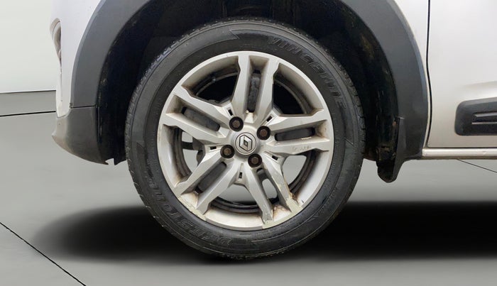 2019 Renault TRIBER RXZ, Petrol, Manual, 56,981 km, Left Front Wheel