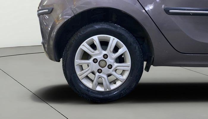 2016 Tata Tiago XZ PETROL, Petrol, Manual, 11,278 km, Right Rear Wheel