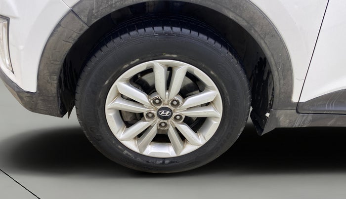 2017 Hyundai Creta SX PLUS 1.6 DIESEL, Diesel, Manual, 31,395 km, Left Front Wheel