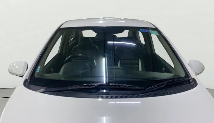 2018 Hyundai Xcent SX 1.2, Petrol, Manual, 48,169 km, Front Windshield