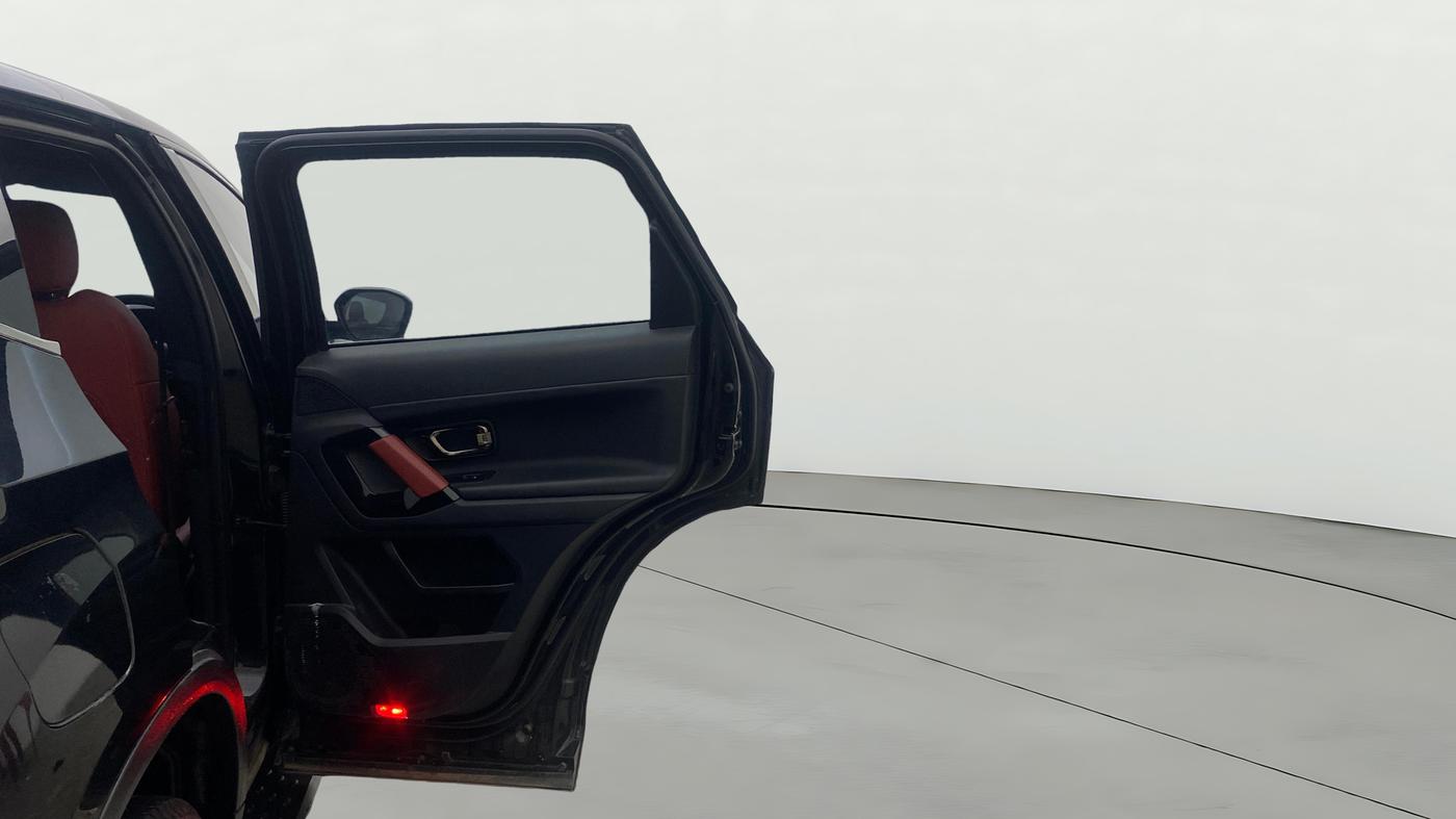 2023 Tata Harrier XZ PLUS RED DARK EDITION, Diesel, Manual, 45,655 km, RHS Rear Door