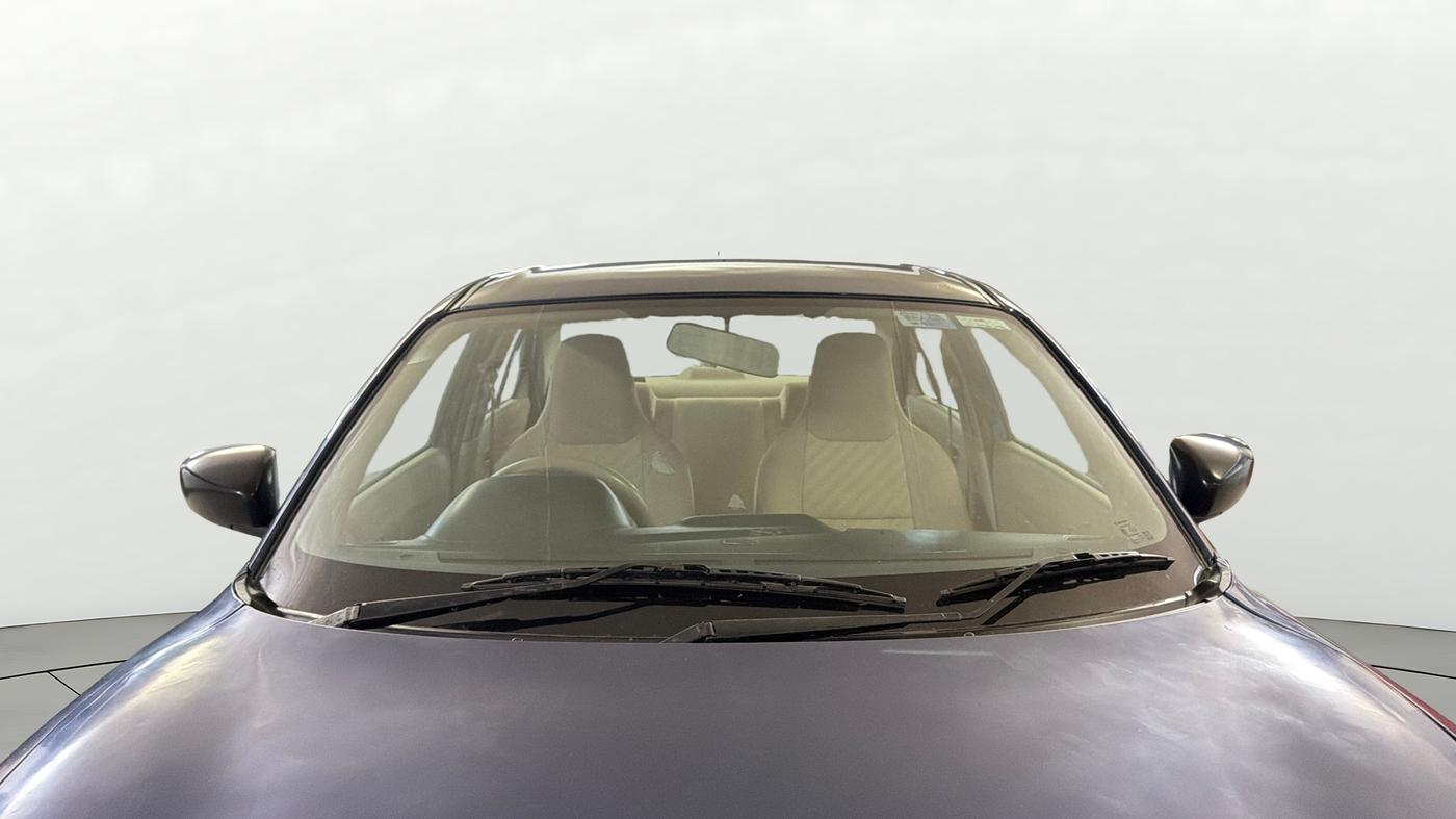 2017 Maruti Dzire LXI, CNG, Manual, 94,050 km, Front Windshield
