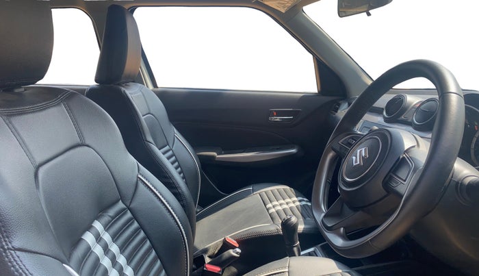 2023 Maruti Swift ZXI, Petrol, Manual, 4,273 km, Right Side Front Door Cabin