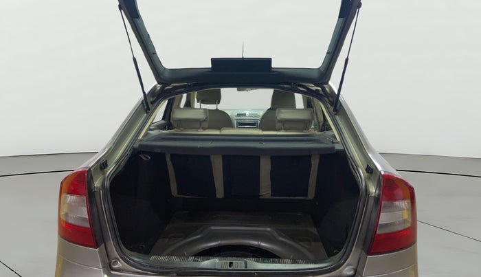 2013 Skoda Laura AMBIENTE 1.9 TDI MT, Diesel, Manual, 1,12,025 km, Boot Open Zoomed View