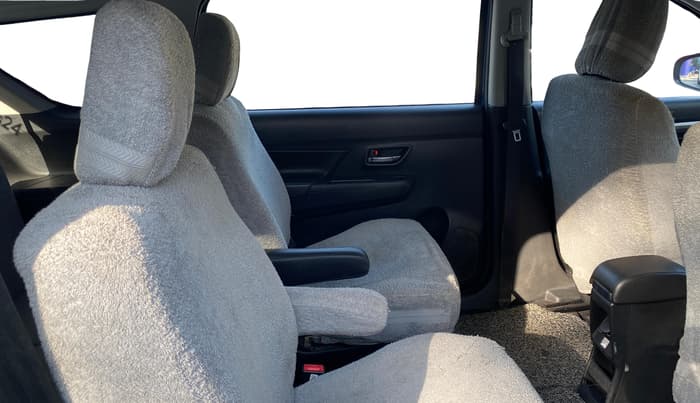 2019 Maruti XL6 ALPHA AT, Petrol, Automatic, 1,24,575 km, Right Side Rear Door Cabin