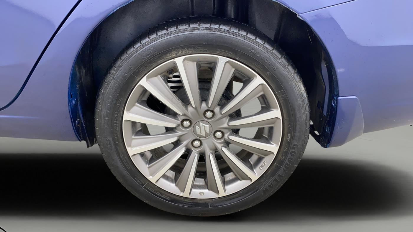 2019 Maruti Ciaz ALPHA  AT 1.5 SHVS PETROL, Petrol, Automatic, 26,650 km, Left Rear Wheel