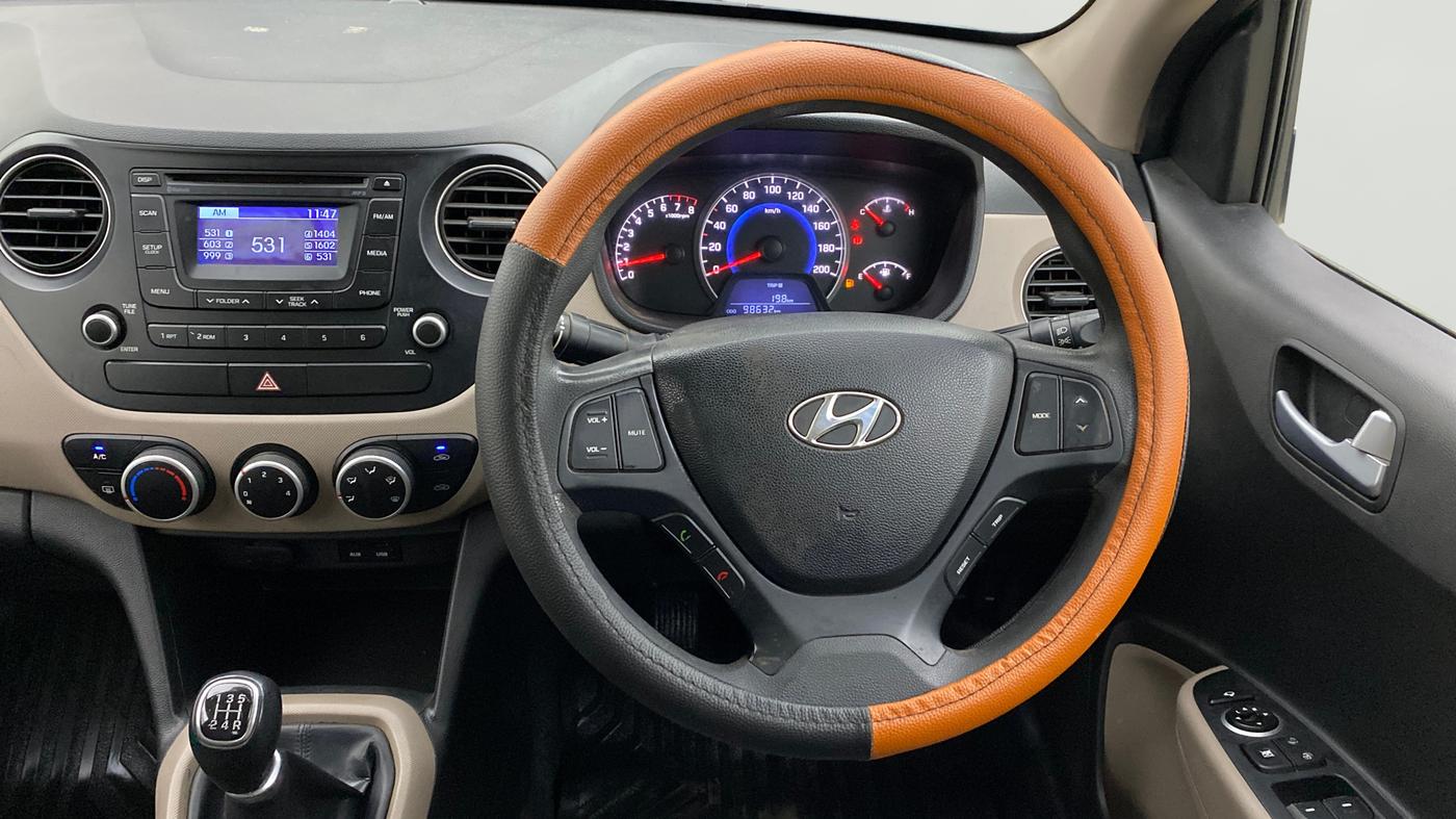 2015 Hyundai Grand i10 SPORTZ 1.2 KAPPA VTVT, Petrol, Manual, 98,620 km, Steering Wheel Close Up