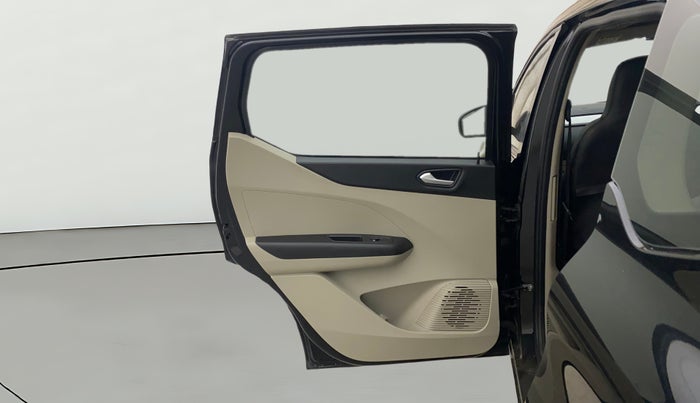 2024 Renault TRIBER RXZ AMT, Petrol, Automatic, 34,149 km, LHS Rear Door