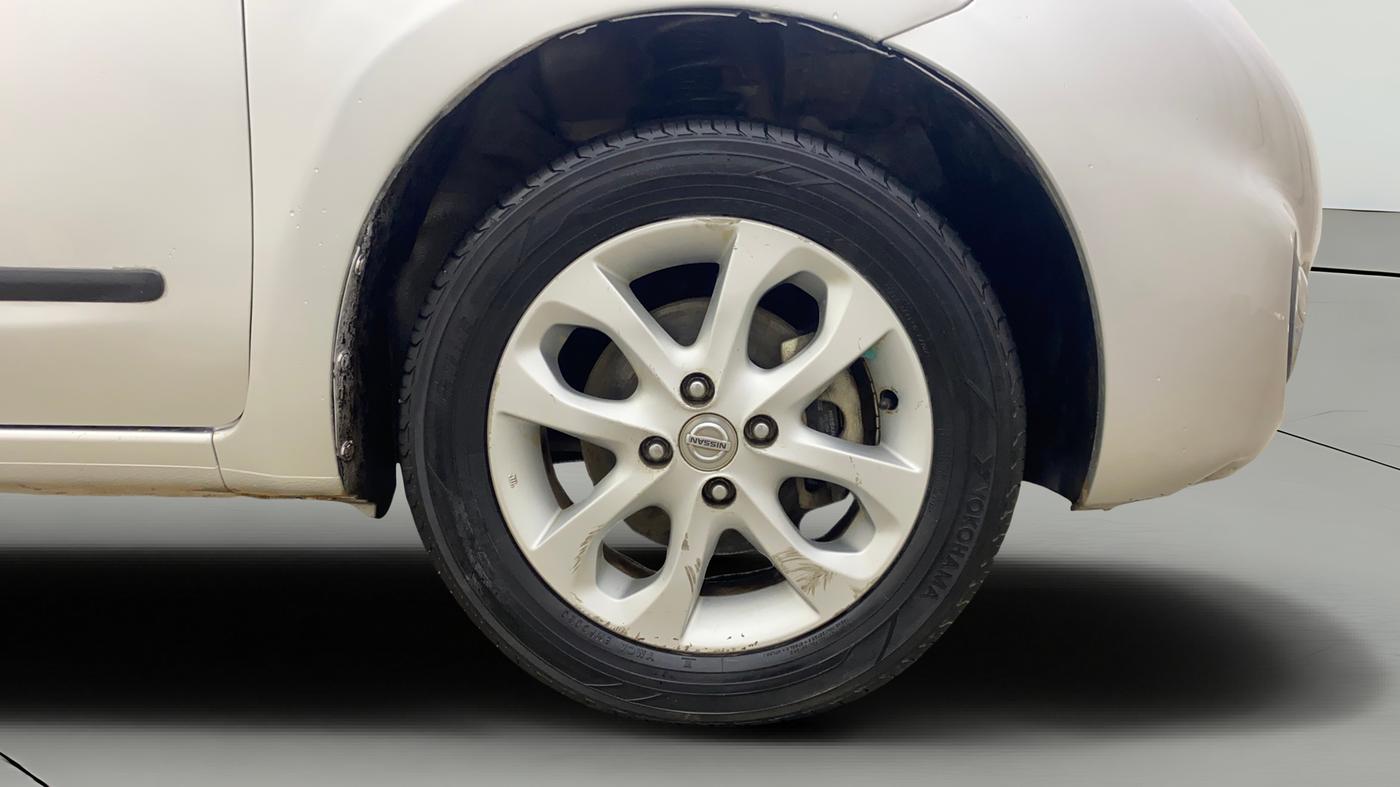 2016 Nissan Micra XV CVT, Petrol, Automatic, 74,634 km, Right Front Wheel