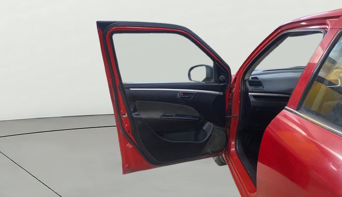 2016 Maruti Swift LXI (O), CNG, Manual, 91,835 km, LHS Front Door