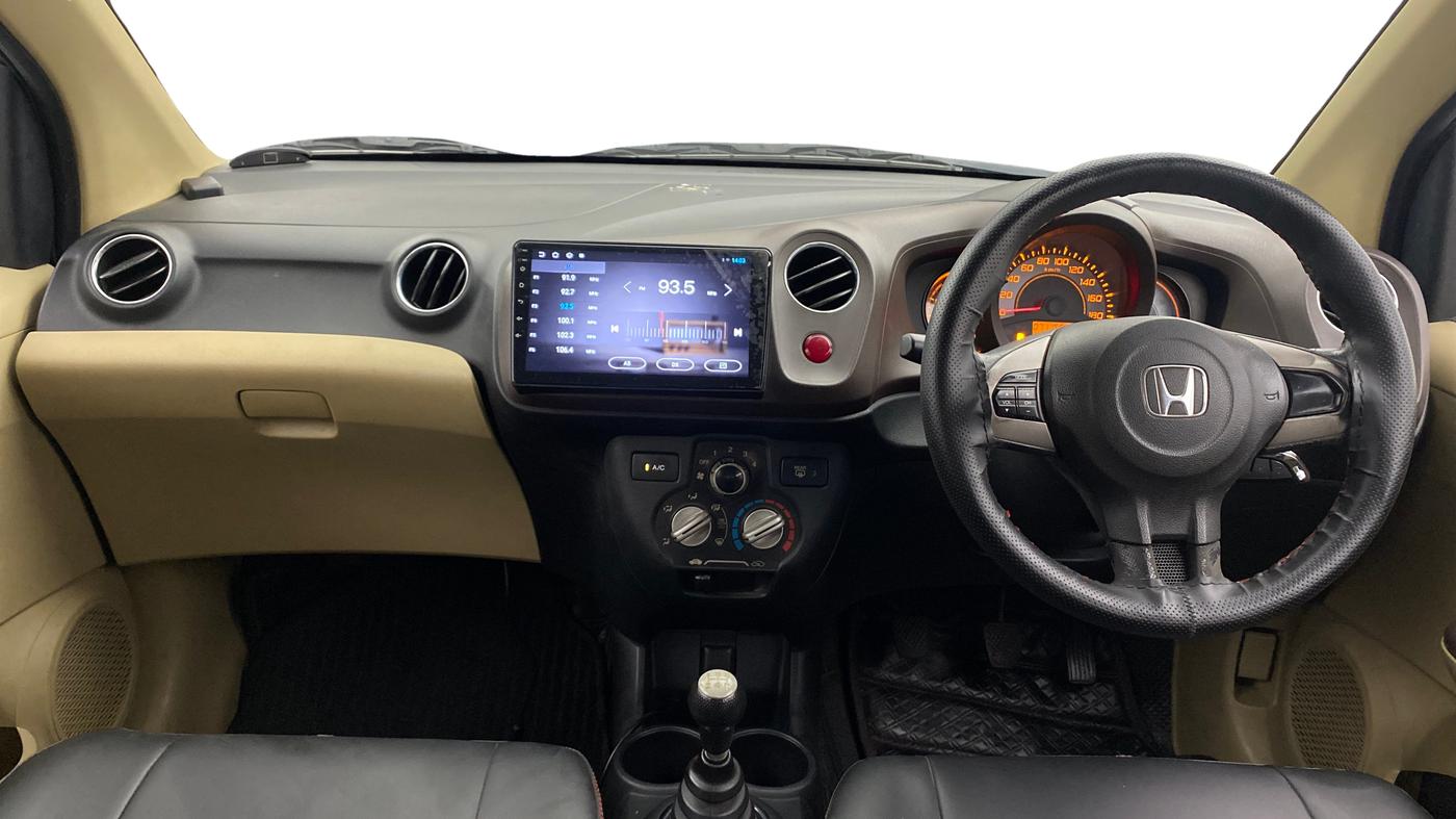 2013 Honda Brio S MT, Petrol, Manual, 71,149 km, Dashboard