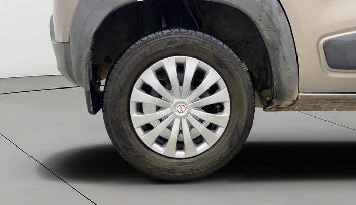 2017 Renault Kwid CLIMBER 1.0, Petrol, Manual, 1,12,993 km, Right Rear Wheel