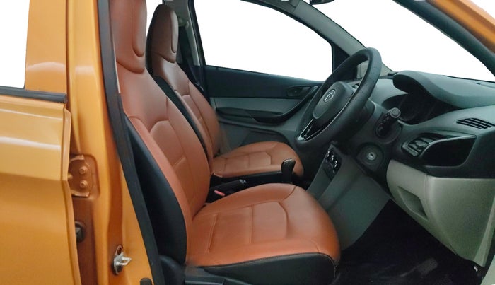 2018 Tata Tiago XT PETROL, Petrol, Manual, 64,109 km, Right Side Front Door Cabin