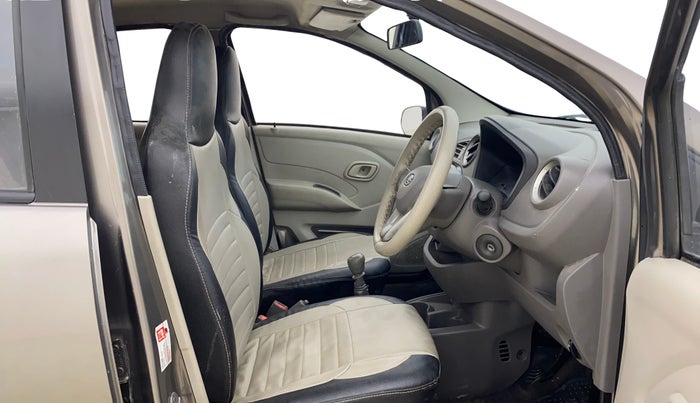 2016 Datsun Redi Go T (O), Petrol, Manual, 86,474 km, Right Side Front Door Cabin